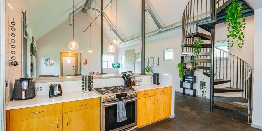 612 N Kerry Drive, Bloomington, Indiana 47408-2730,MLS,202600433