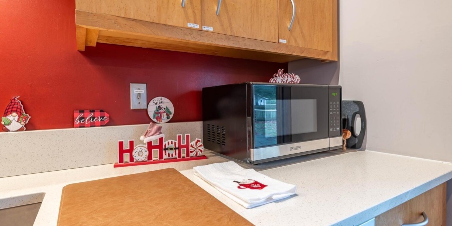 612 N Kerry Drive, Bloomington, Indiana 47408-2730,MLS,202600433