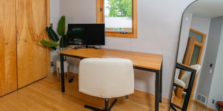 612 N Kerry Drive, Bloomington, Indiana 47408-2730,MLS,202600433