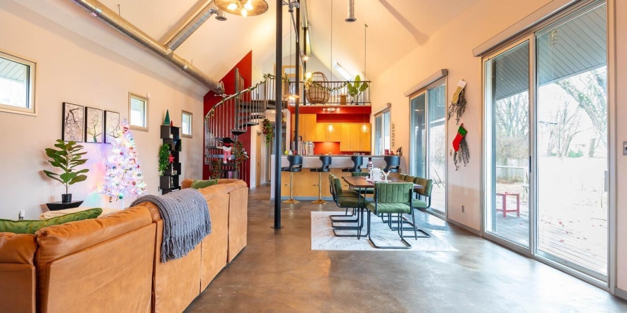 612 N Kerry Drive, Bloomington, Indiana 47408-2730,MLS,202600433