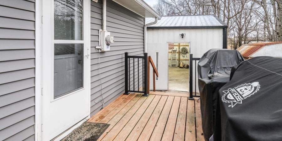 925 Harold Smith Road, Bedford, Indiana 47421,MLS,202600483