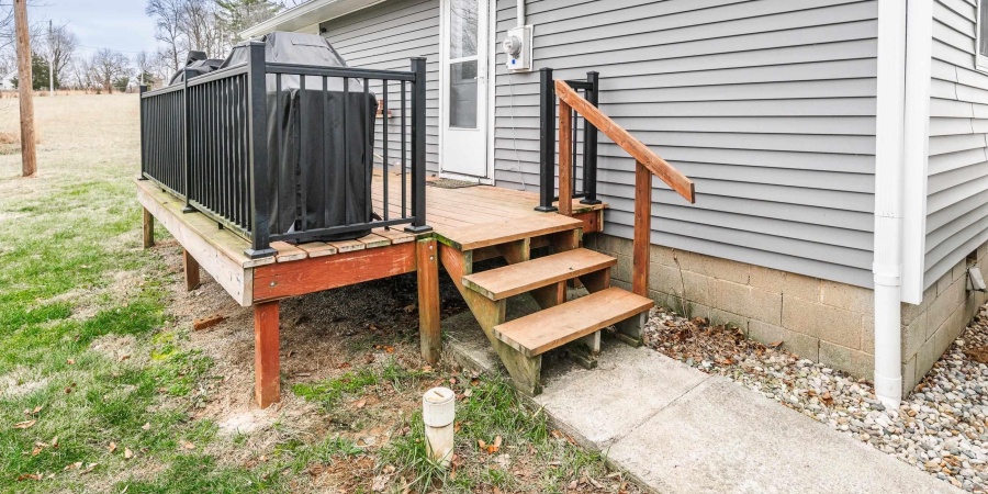 925 Harold Smith Road, Bedford, Indiana 47421,MLS,202600483