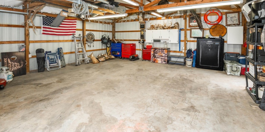 925 Harold Smith Road, Bedford, Indiana 47421,MLS,202600483