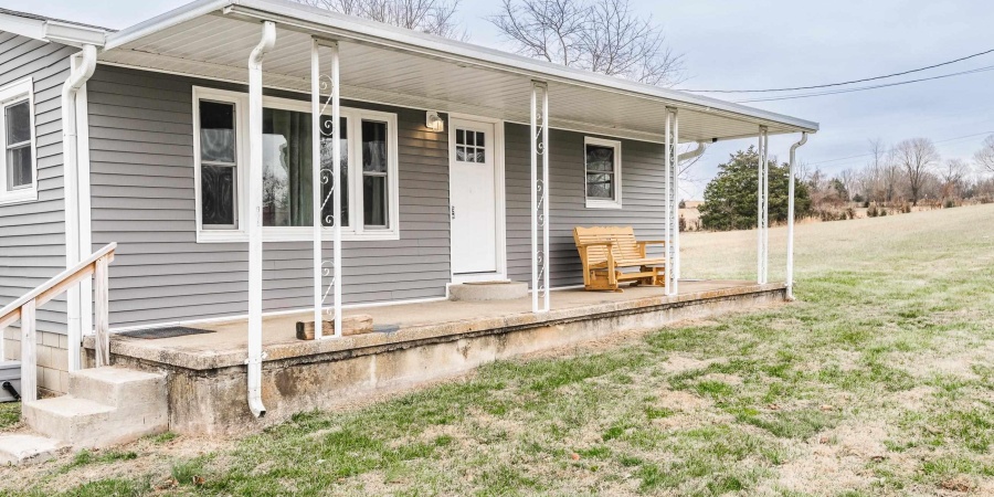 925 Harold Smith Road, Bedford, Indiana 47421,MLS,202600483