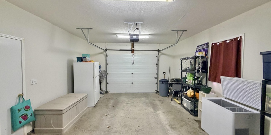 139 NE 11th Street, Linton, Indiana 47441,MLS,202600526