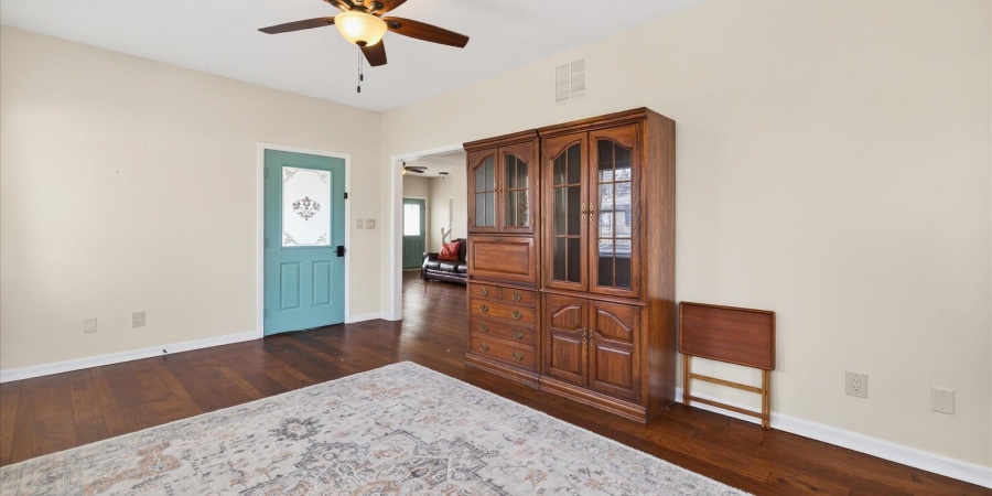 210 W Main Street, Worthington, Indiana 47471,MLS,202600563