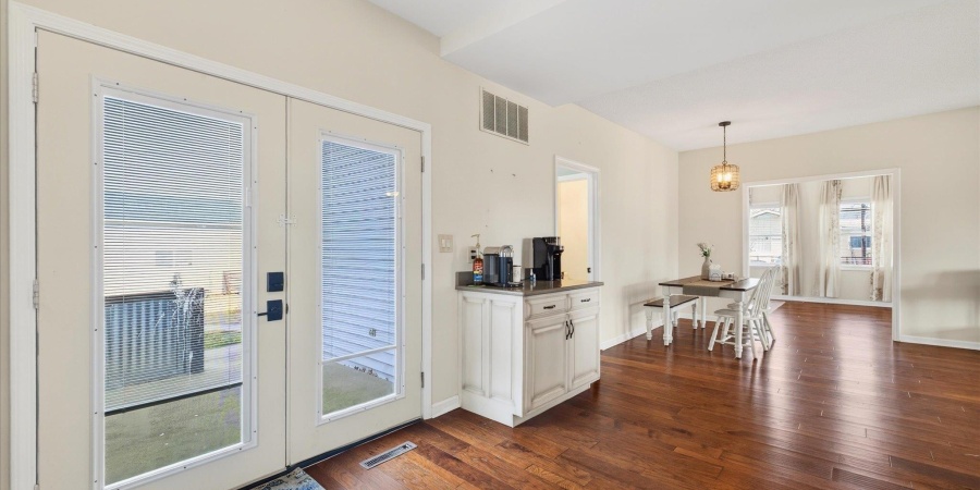 210 W Main Street, Worthington, Indiana 47471,MLS,202600563