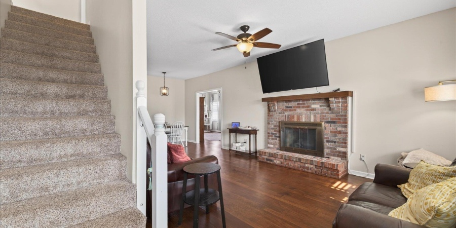 210 W Main Street, Worthington, Indiana 47471,MLS,202600563