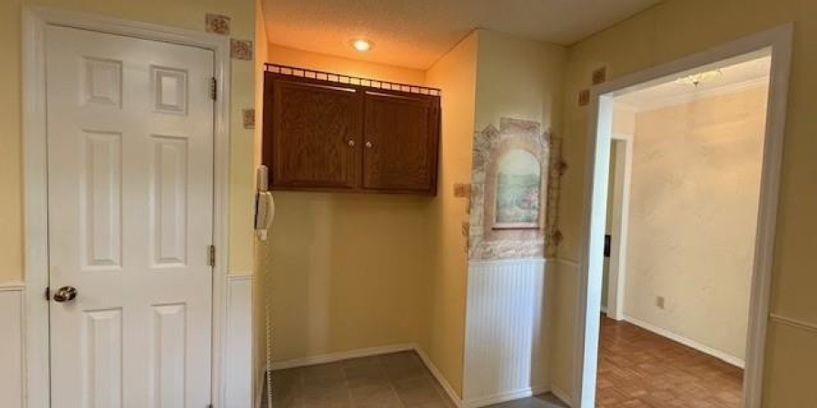 3919 S Laurel Court, Bloomington, Indiana 47401,MLS,202600713