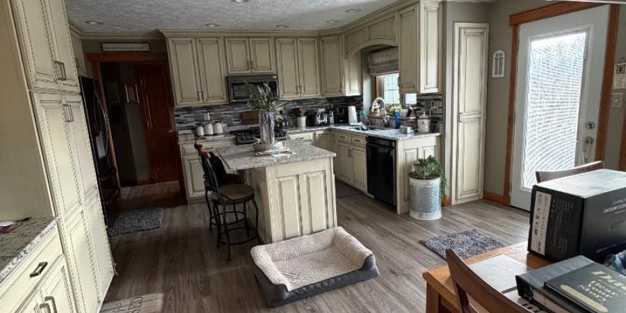 1843 Spruce Drive, Linton, Indiana 47441,MLS,202600720