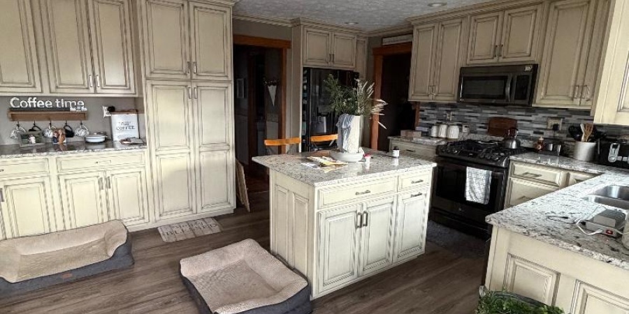 1843 Spruce Drive, Linton, Indiana 47441,MLS,202600720