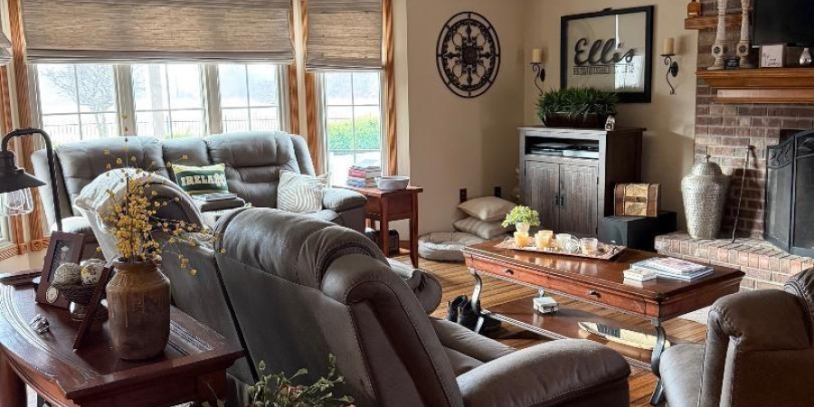 1843 Spruce Drive, Linton, Indiana 47441,MLS,202600720