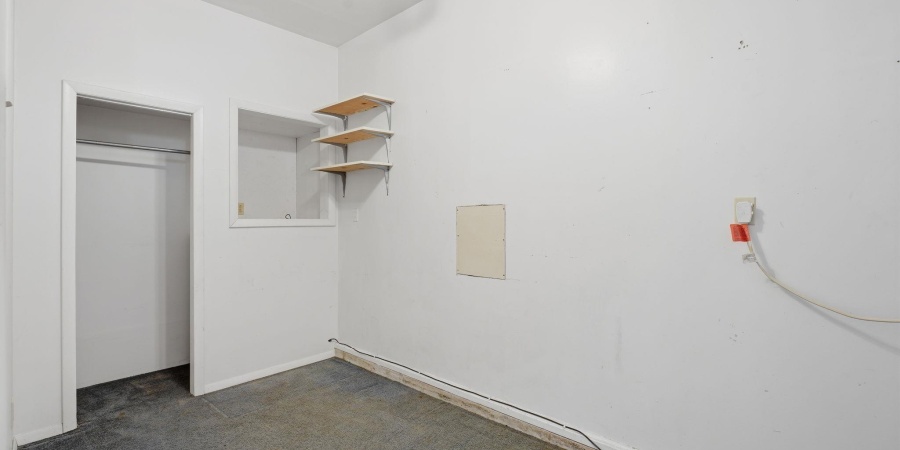 411 Eastview Drive, Bedford, Indiana 47421,MLS,202600871