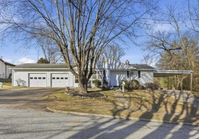 411 Eastview Drive, Bedford, Indiana 47421,MLS,202600871