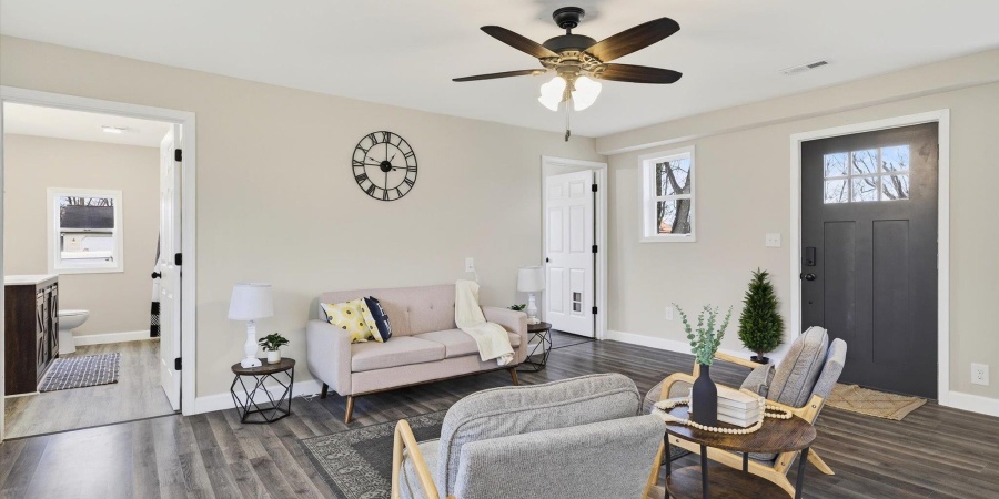 624 E Ohio Street, Jasonville, Indiana 47438,MLS,202547729