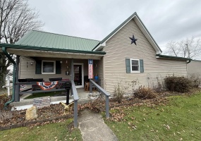 580 NE 1st Street, Linton, Indiana 47441,MLS,202600937