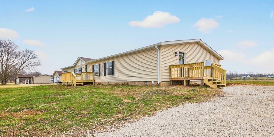 3540 White Road, Spencer, Indiana 47460,MLS,202600983