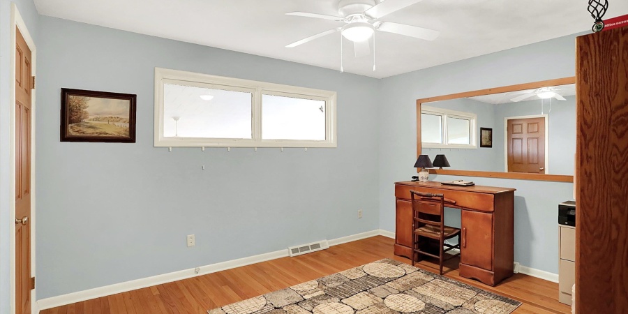 609 E Audubon Drive, Bloomington, Indiana 47408-9730,MLS,202601044