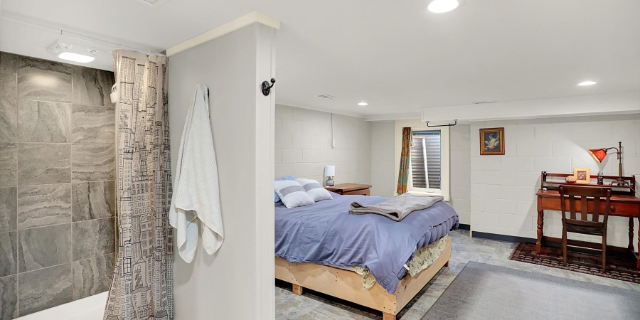 609 E Audubon Drive, Bloomington, Indiana 47408-9730,MLS,202601044