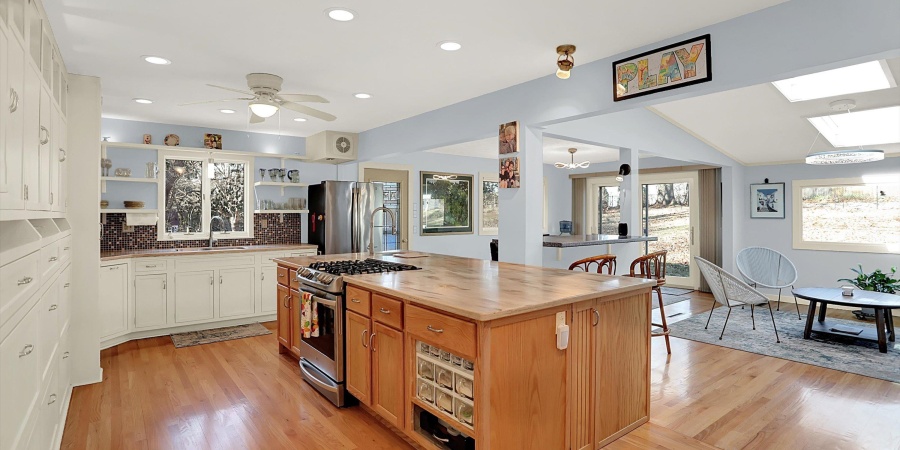 609 E Audubon Drive, Bloomington, Indiana 47408-9730,MLS,202601044