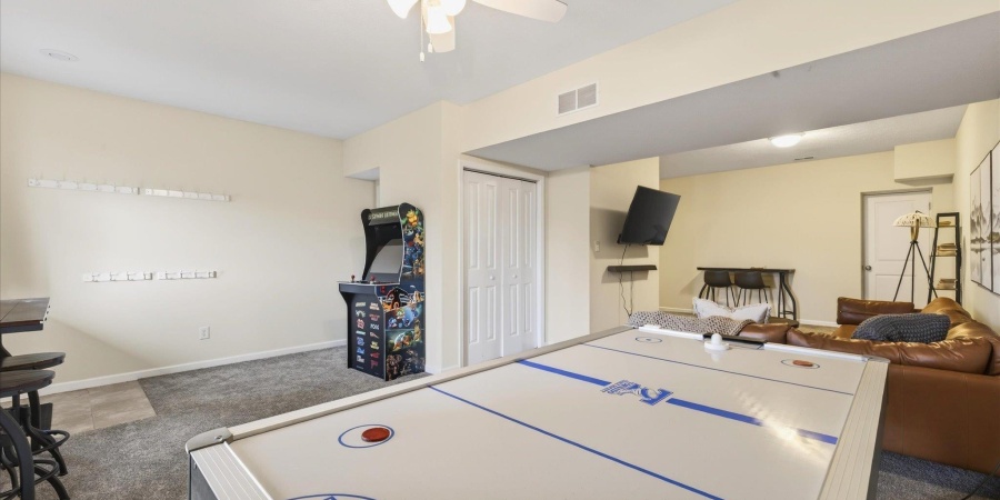 2602 S Flat Rock Road, Bloomington, Indiana 47403-3287,MLS,202601055