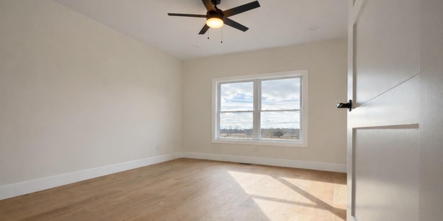 831 Spyglass Hill Drive, Bedford, Indiana 47421,MLS,202601089