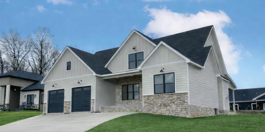 831 Spyglass Hill Drive, Bedford, Indiana 47421,MLS,202601089