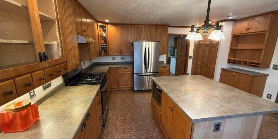 453 W State Road 60 Road, Mitchell, Indiana 47446,MLS,202601107