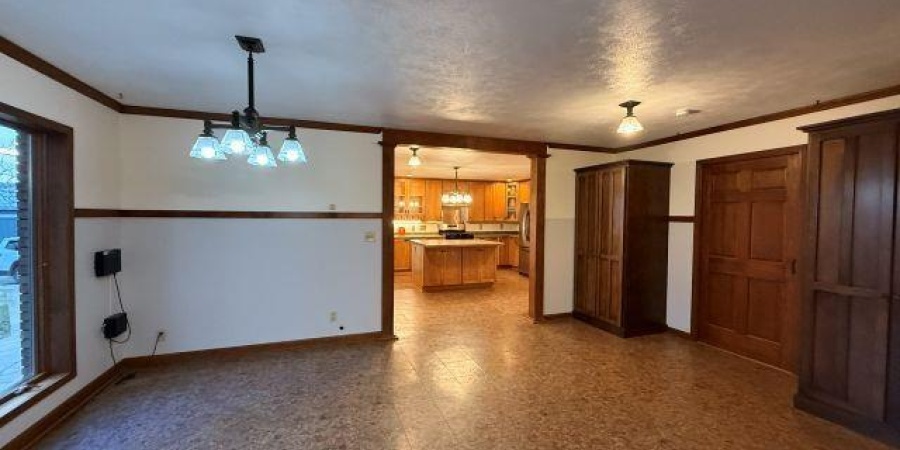 453 W State Road 60 Road, Mitchell, Indiana 47446,MLS,202601107