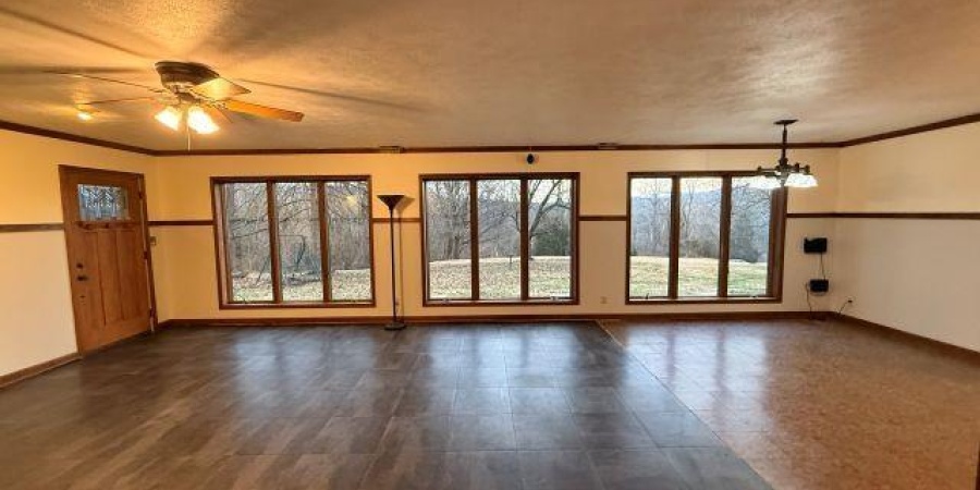 453 W State Road 60 Road, Mitchell, Indiana 47446,MLS,202601107