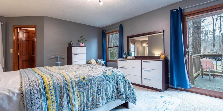 4645 N Chatham Drive, Bloomington, Indiana 47404,MLS,202601133