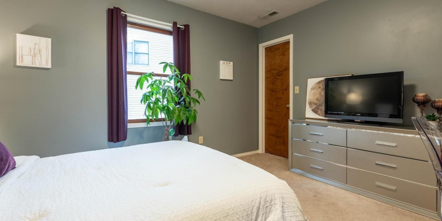 4645 N Chatham Drive, Bloomington, Indiana 47404,MLS,202601133