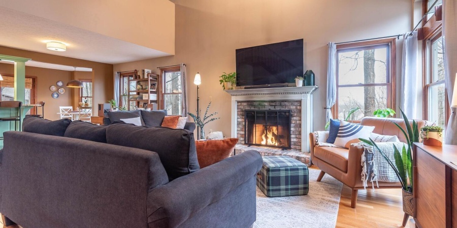 4645 N Chatham Drive, Bloomington, Indiana 47404,MLS,202601133