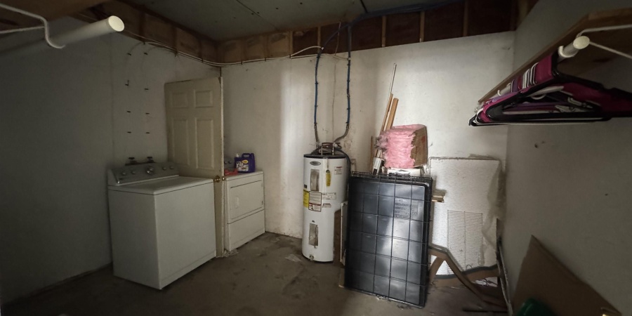 2319 1/2 T Street, Bedford, Indiana 47421,MLS,202601161