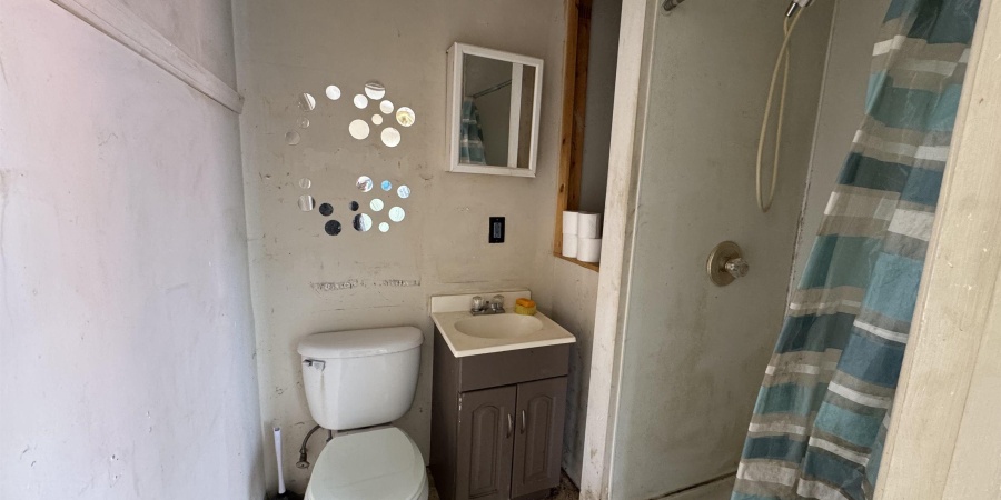 2319 1/2 T Street, Bedford, Indiana 47421,MLS,202601161