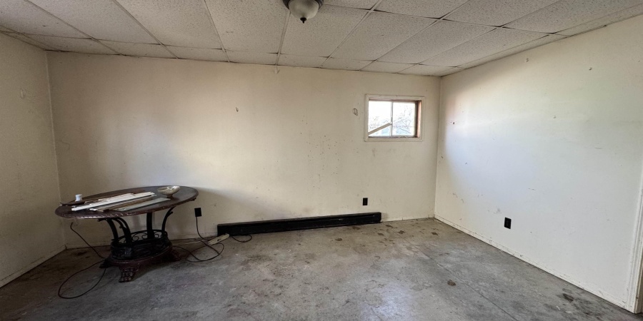 2319 1/2 T Street, Bedford, Indiana 47421,MLS,202601161