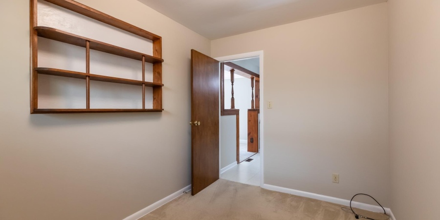 2845 S Brookside Drive, Bloomington, Indiana 47401-7305,MLS,202601166