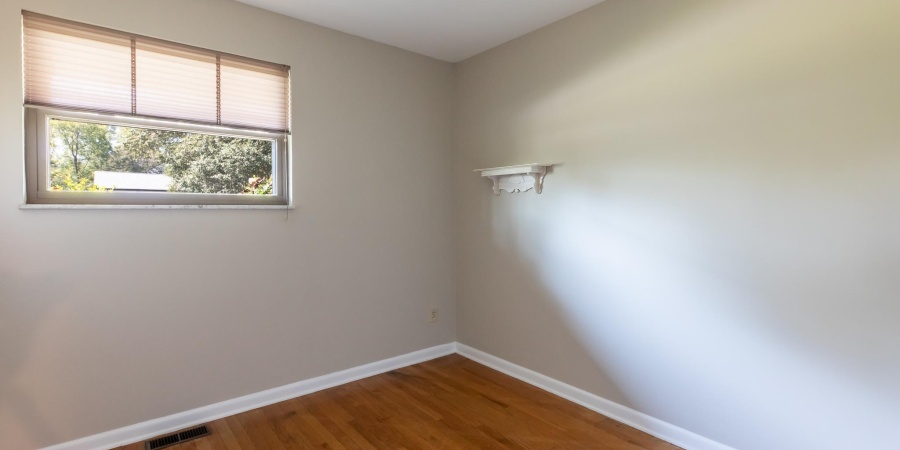 2845 S Brookside Drive, Bloomington, Indiana 47401-7305,MLS,202601166