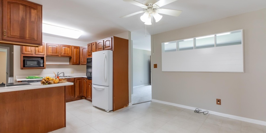 2845 S Brookside Drive, Bloomington, Indiana 47401-7305,MLS,202601166