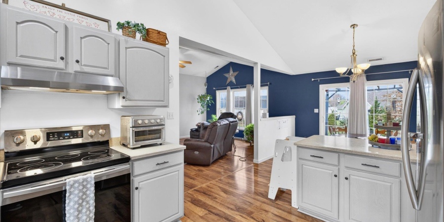 7404 W Higgins Court, Ellettsville, Indiana 47429-2204,MLS,202601193