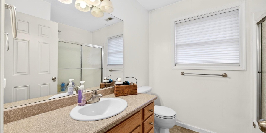 7404 W Higgins Court, Ellettsville, Indiana 47429-2204,MLS,202601193