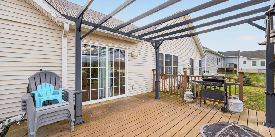 7404 W Higgins Court, Ellettsville, Indiana 47429-2204,MLS,202601193