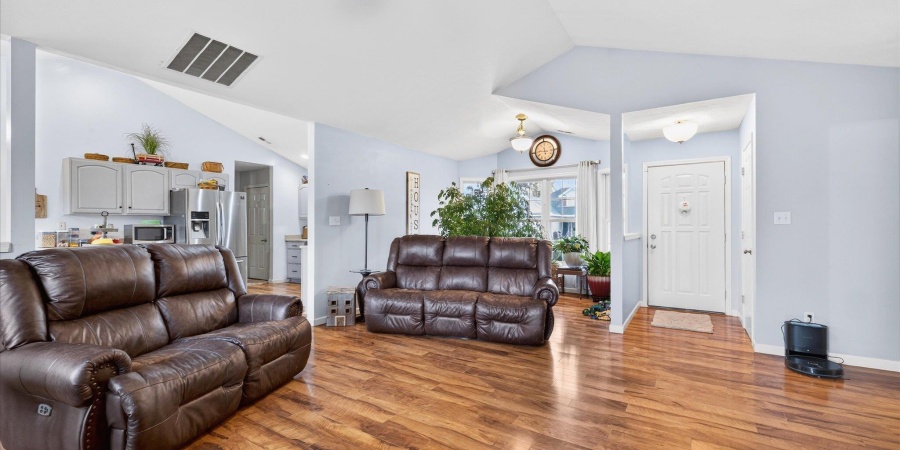 7404 W Higgins Court, Ellettsville, Indiana 47429-2204,MLS,202601193