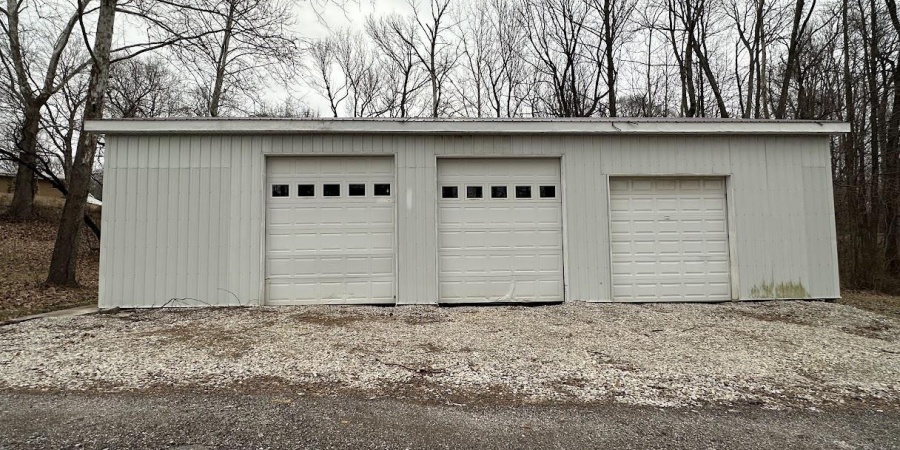 633 S Washington Street, Bloomfield, Indiana 47424,MLS,202601240