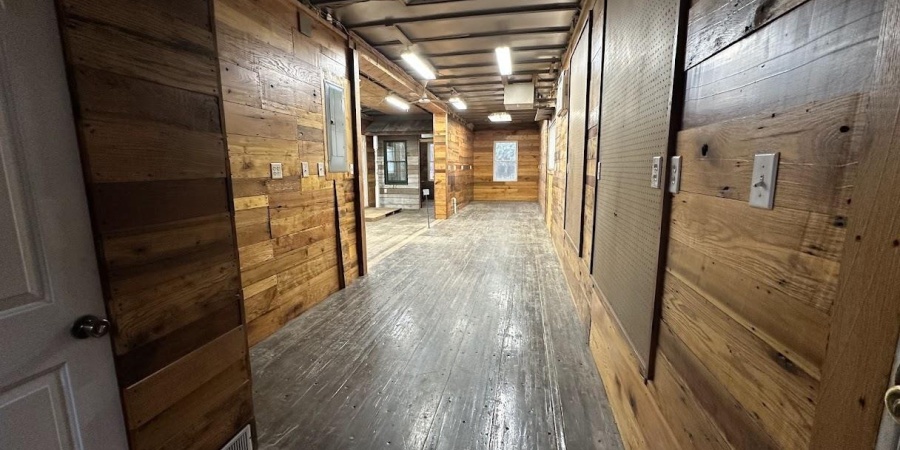 633 S Washington Street, Bloomfield, Indiana 47424,MLS,202601240