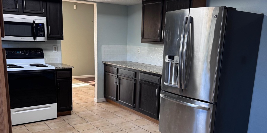 527 S Cobblestone Court, Bloomington, Indiana 47403,MLS,202601245