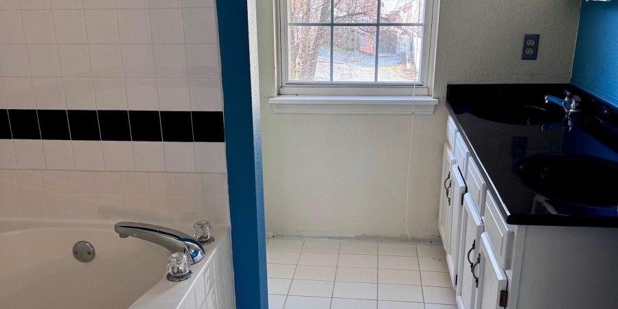 527 S Cobblestone Court, Bloomington, Indiana 47403,MLS,202601245