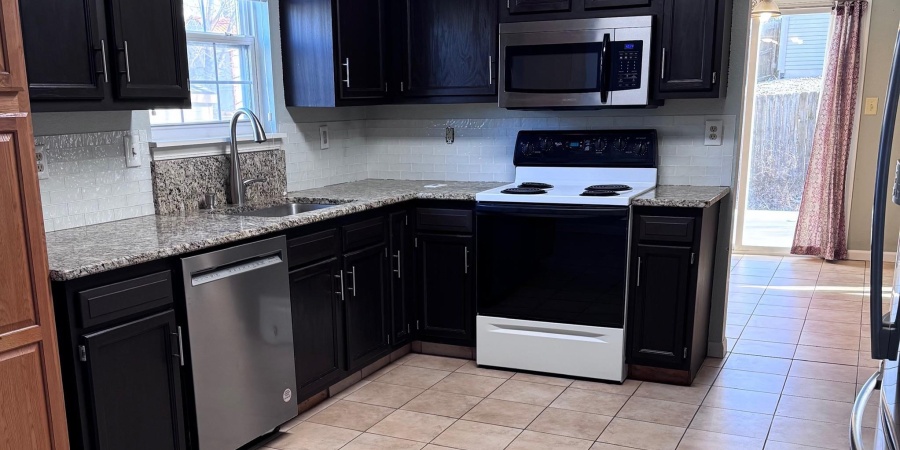 527 S Cobblestone Court, Bloomington, Indiana 47403,MLS,202601245