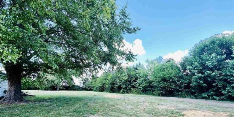 2601 W 93rd Avenue, West Terre Haute, Indiana 47885,MLS,202601274