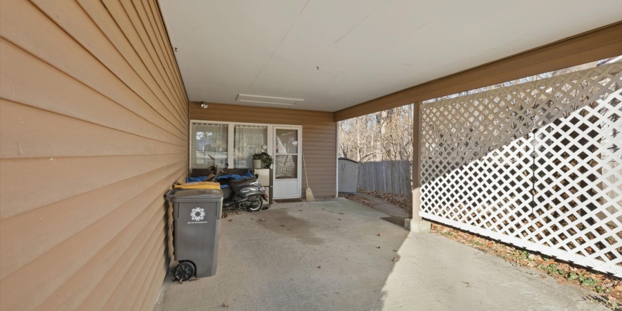 1110 S Brooks Drive, Bloomington, Indiana 47401,MLS,202601371